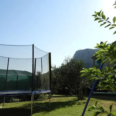 Villa Family In With Pool
